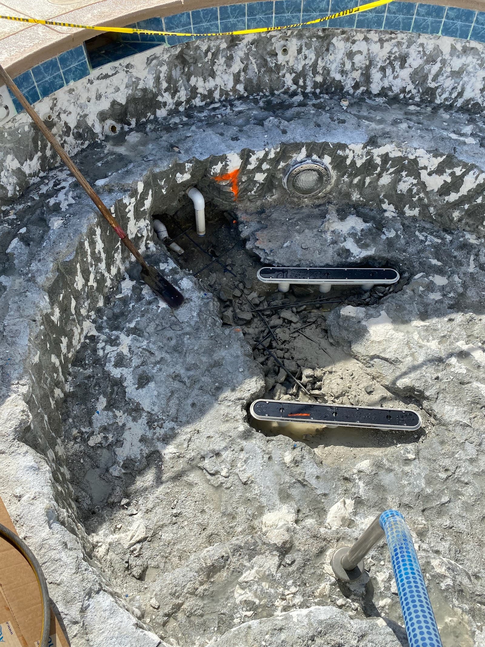 Weekly Pool Cleaning photo 3
